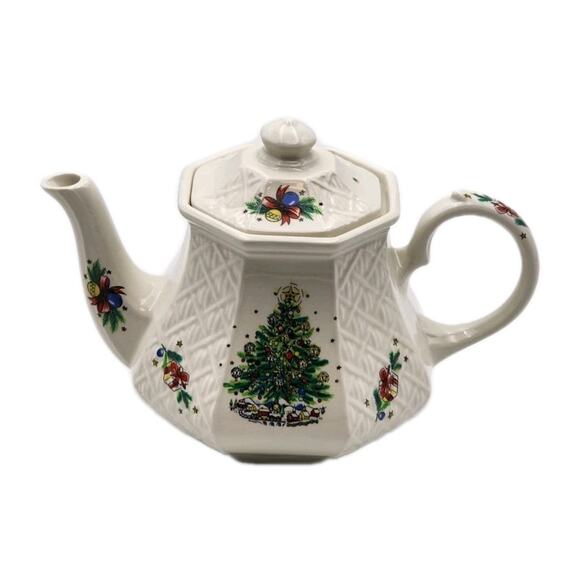 Sadler England Teapot Christmas Eve Salem Tree Vintage Ceramic w/ Lid - Picture 3 of 16